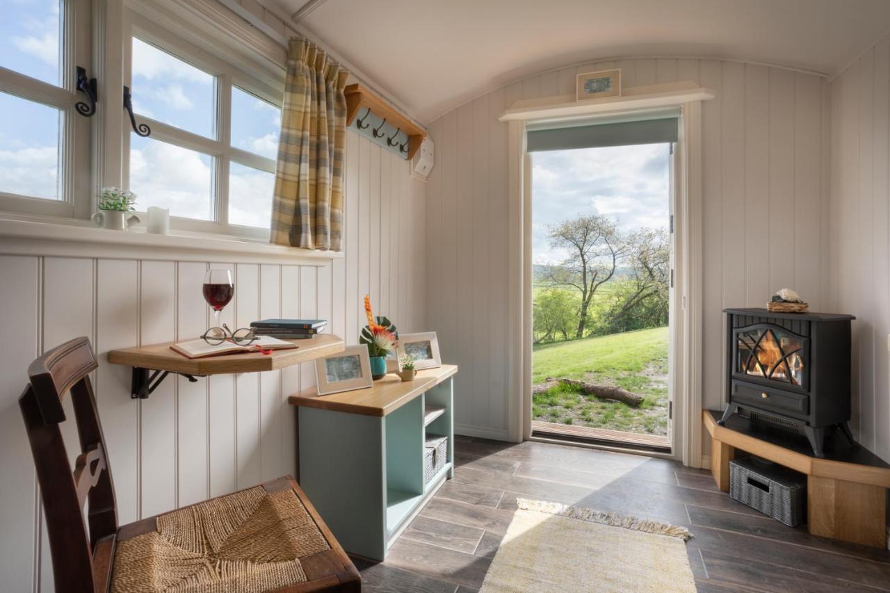 The Heron Shepherds Hut At Lyth Valley Brigsteer 외부 사진
